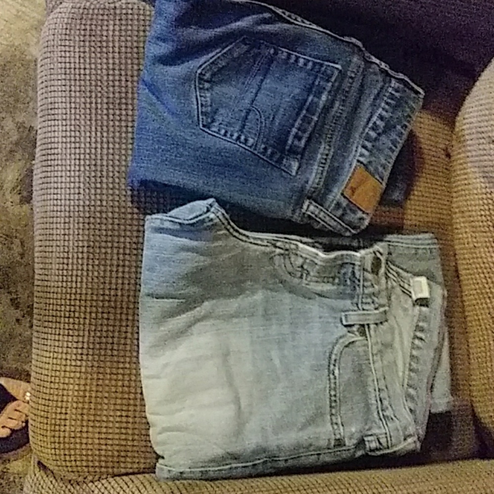 Pair ofLadies size 6 denim name brand